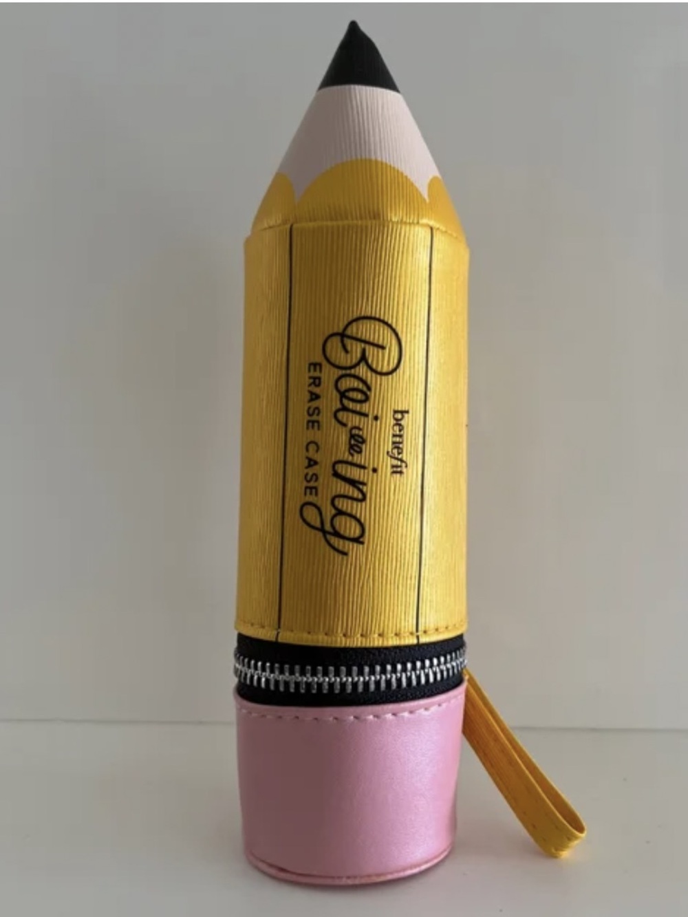 Benefit Boi-ing Erase Case Makeup bag, Pencil Case with zipper closure EUC